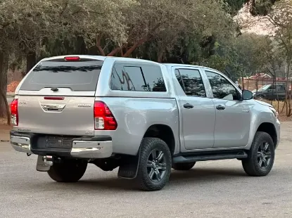 Picture of Toyota Hilux 2022