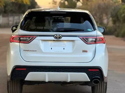 Picture of Toyota Harrier 2016