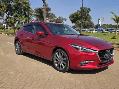 Picture of Mazda Axela 2017