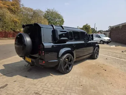 Picture of Land Rover Defender 2022