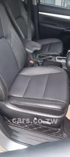 Picture of Toyota Hilux 2022