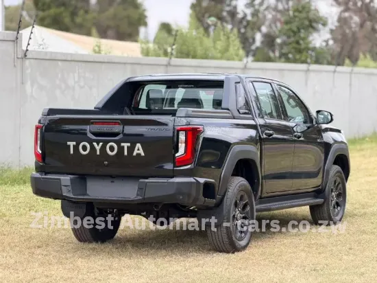 Picture of Toyota Hilux 2026