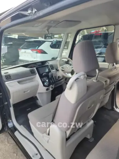 Picture of Daihatsu 2017