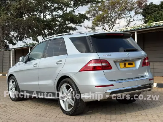 Picture of Mercedes Benz ML-Class 2013