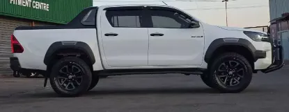 Picture of Toyota Hilux 2021
