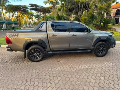 Picture of Toyota Hilux 2022