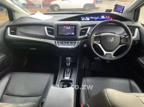 Picture of Honda Jade 2018