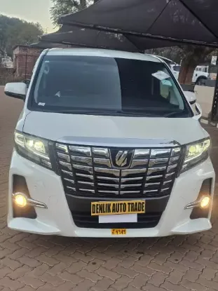 Picture of Toyota Alphard 2017