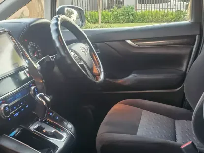 Picture of Toyota Alphard 2017
