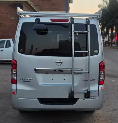 Picture of Nissan NV350 2020