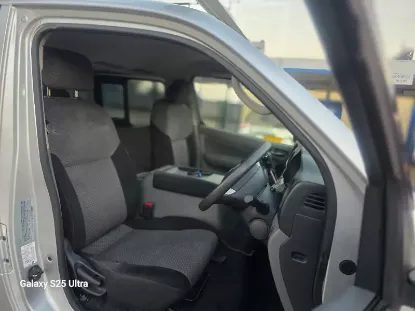 Picture of Nissan NV350 2020