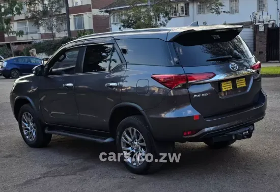 Picture of Toyota Fortuner 2022