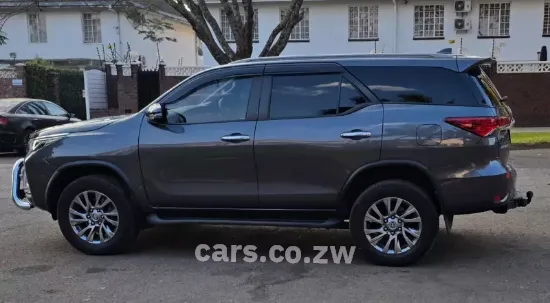 Picture of Toyota Fortuner 2022