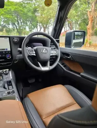 Picture of Lexus GX550 2025