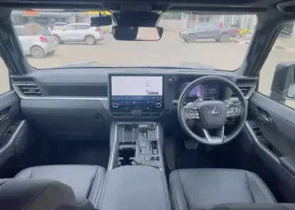 Picture of Lexus GX550 2025