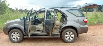 Picture of Toyota Fortuner 2009