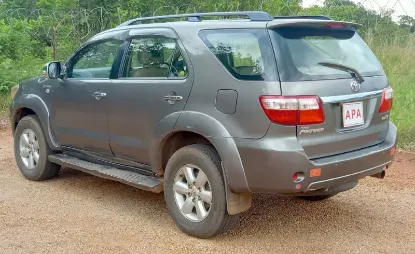 Picture of Toyota Fortuner 2009