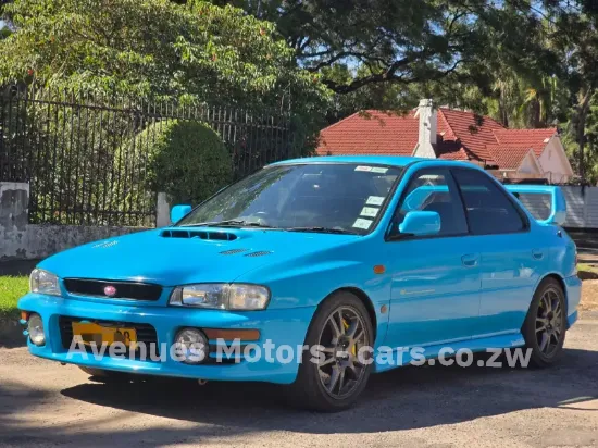Picture of Subaru 1996