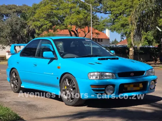 Picture of Subaru 1996