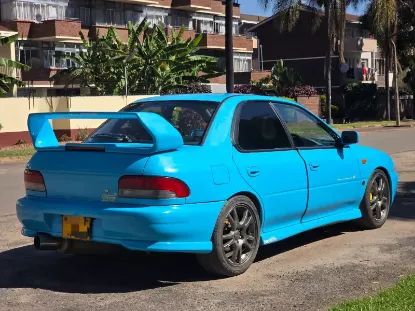 Picture of Subaru 1996