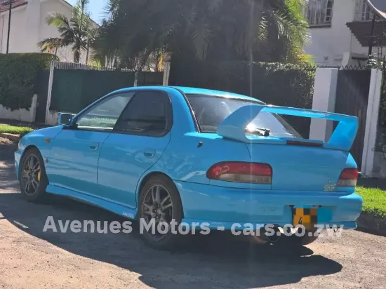 Picture of Subaru 1996