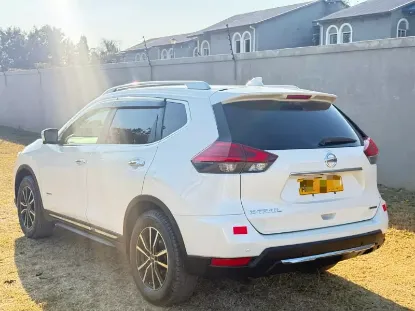 Picture of Nissan X-Trail 2017