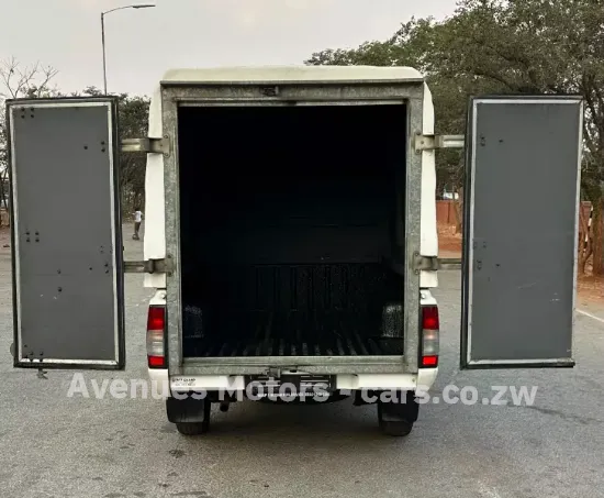 Picture of Nissan NP300 2019