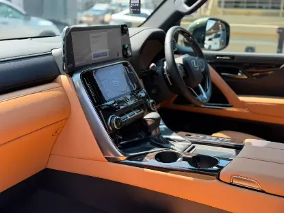 Picture of Lexus LX 2026