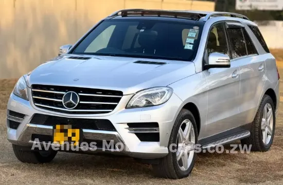 Picture of Mercedes Benz ML-Class 2015
