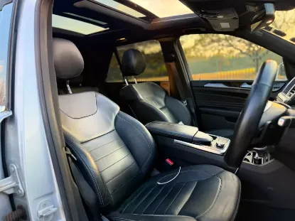 Picture of Mercedes Benz ML-Class 2015