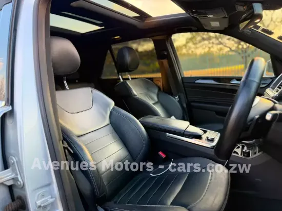 Picture of Mercedes Benz ML-Class 2015
