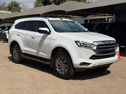Picture of Isuzu Mu-X 2021