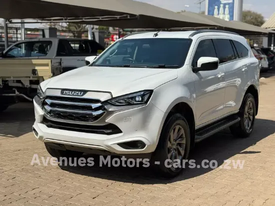 Picture of Isuzu Mu-X 2021