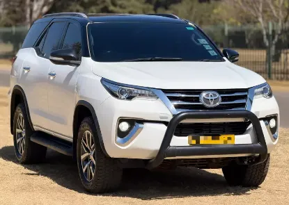 Picture of Toyota Fortuner 2017