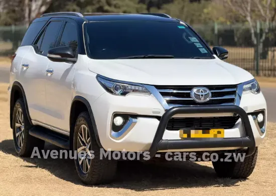 Picture of Toyota Fortuner 2017
