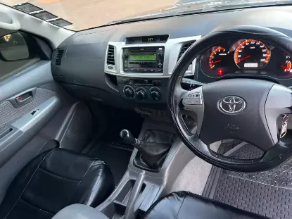 Picture of Toyota Hilux 2013