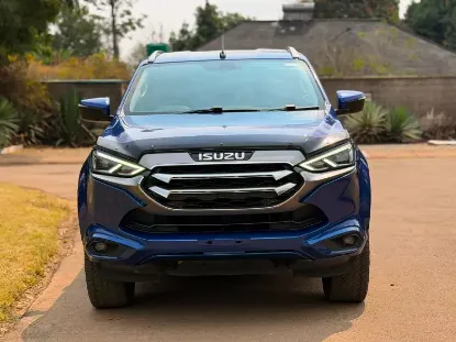 Picture of Isuzu Mu-X 2023