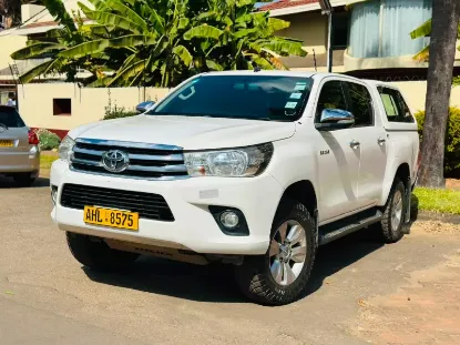 Picture of Toyota Hilux 2017