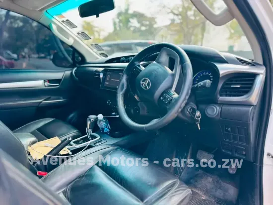 Picture of Toyota Hilux 2017
