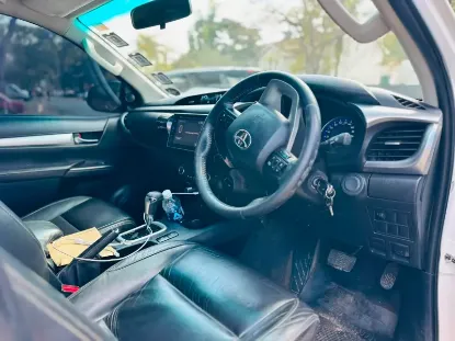 Picture of Toyota Hilux 2017