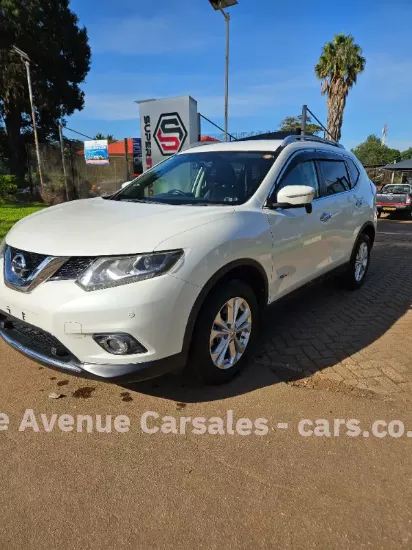 Picture of Nissan Non hybrid 2016