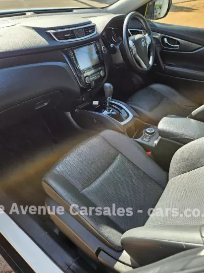 Picture of Nissan Non hybrid 2016