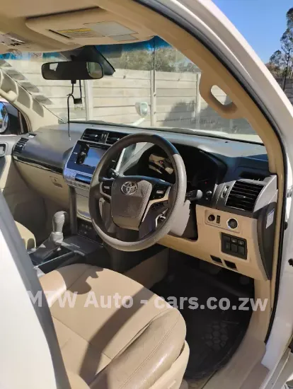 Picture of Toyota Prado 2017