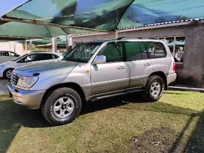 Picture of Toyota Land Cruiser 2000