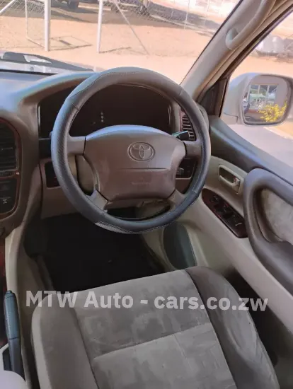 Picture of Toyota Land Cruiser 2000