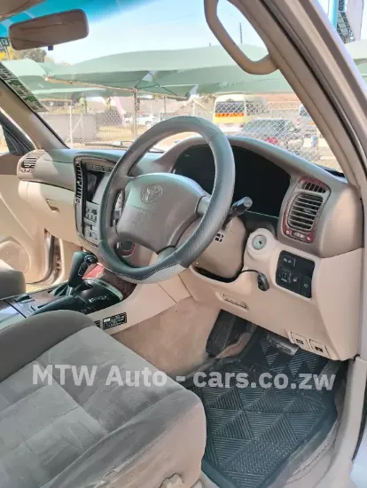 Picture of Toyota Land Cruiser 2000