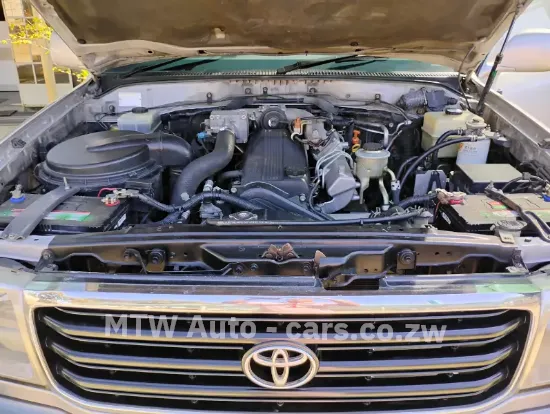 Picture of Toyota Land Cruiser 2000