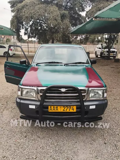 Picture of Mazda B2500 1997