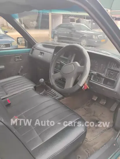Picture of Mazda B2500 1997