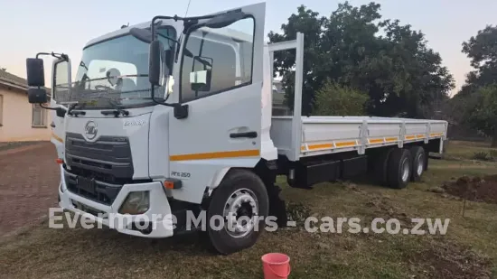 Picture of Nissan UD 70 2019